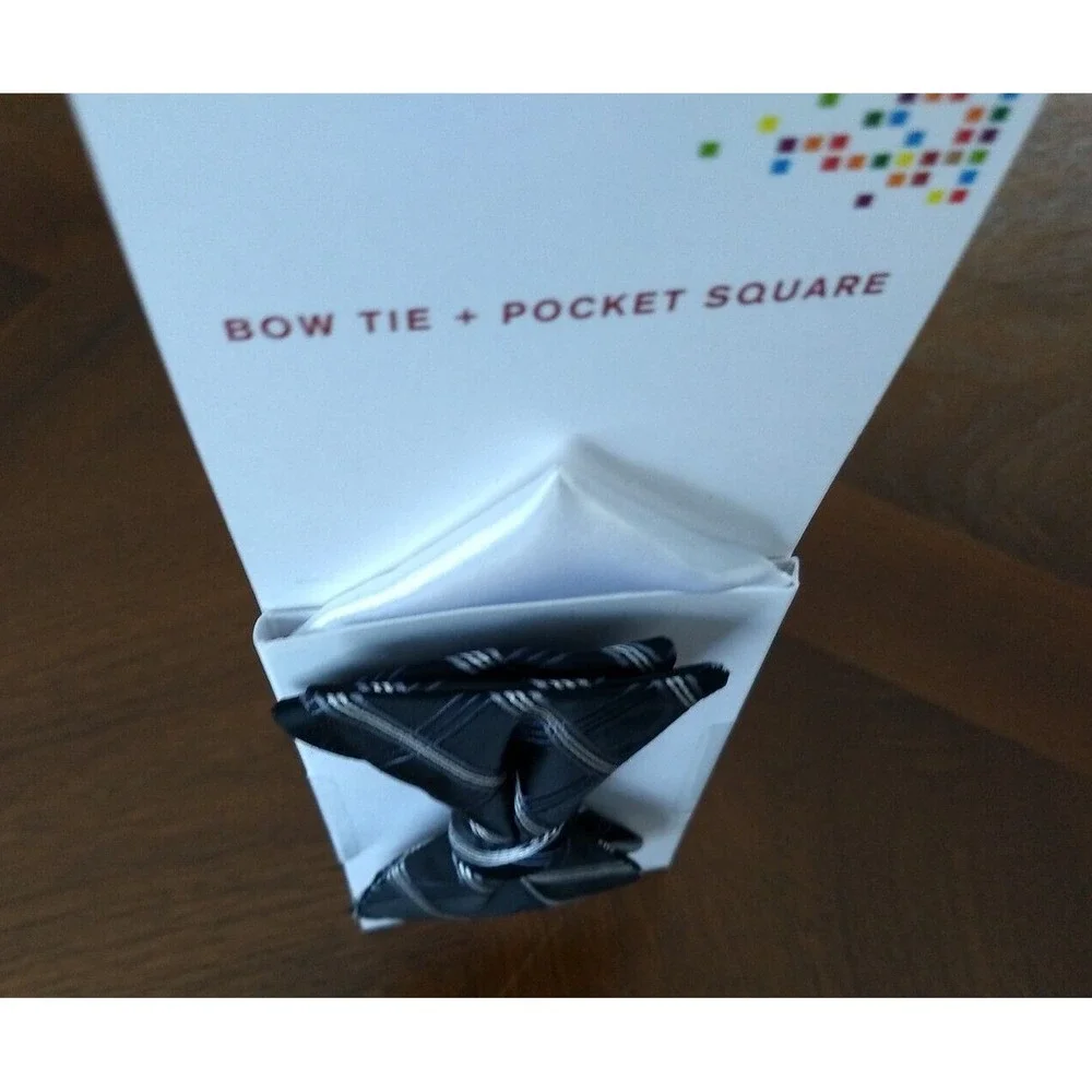 ALFANI SPECTRUM Men's‎ Bow Tie & Pocket Square Black w/ Gray White Stripes NEW - Picture 2 of 11